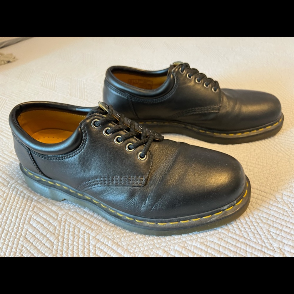 Dr. Martens 8053 Classic Oxford shoes, US 11